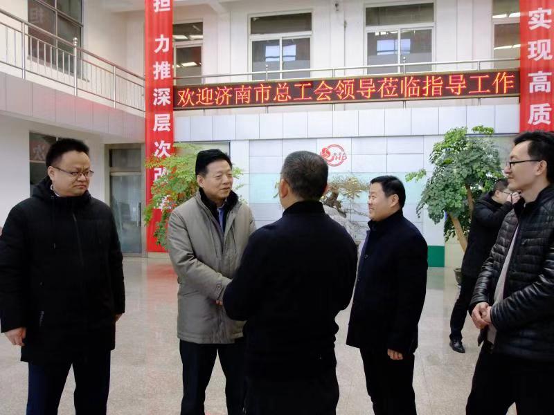 区工会副主席李爱国,胜游网页版登录入口-胜游(中国)
集团袁洪彬、孟祥利共同参加活动。 区工会副主席李爱国,胜游网页版登录入口-胜游(中国)
集团袁洪彬、孟祥利共同参加活动。