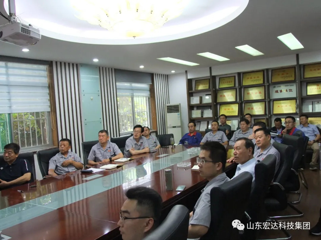 回望百年路 展望新征程---胜游网页版登录入口-胜游（中国）
集团全体党员开展主题党日活动