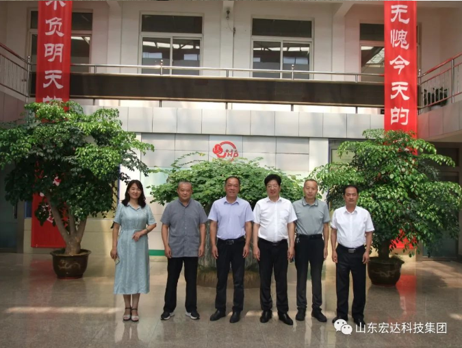 长清区人大常委会副主任王庆波一行到胜游网页版登录入口-胜游（中国）
集团调研